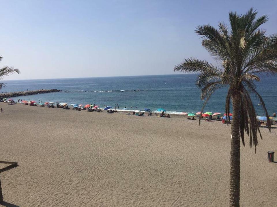 1º Linea Playa Torrenueva, Motril, Granda Apartament *